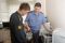 2011_-_meshcheryakov_d.a._obuchaet_laboranta_ryabchenko_a